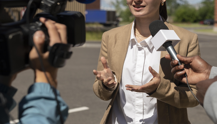 Body language in the media